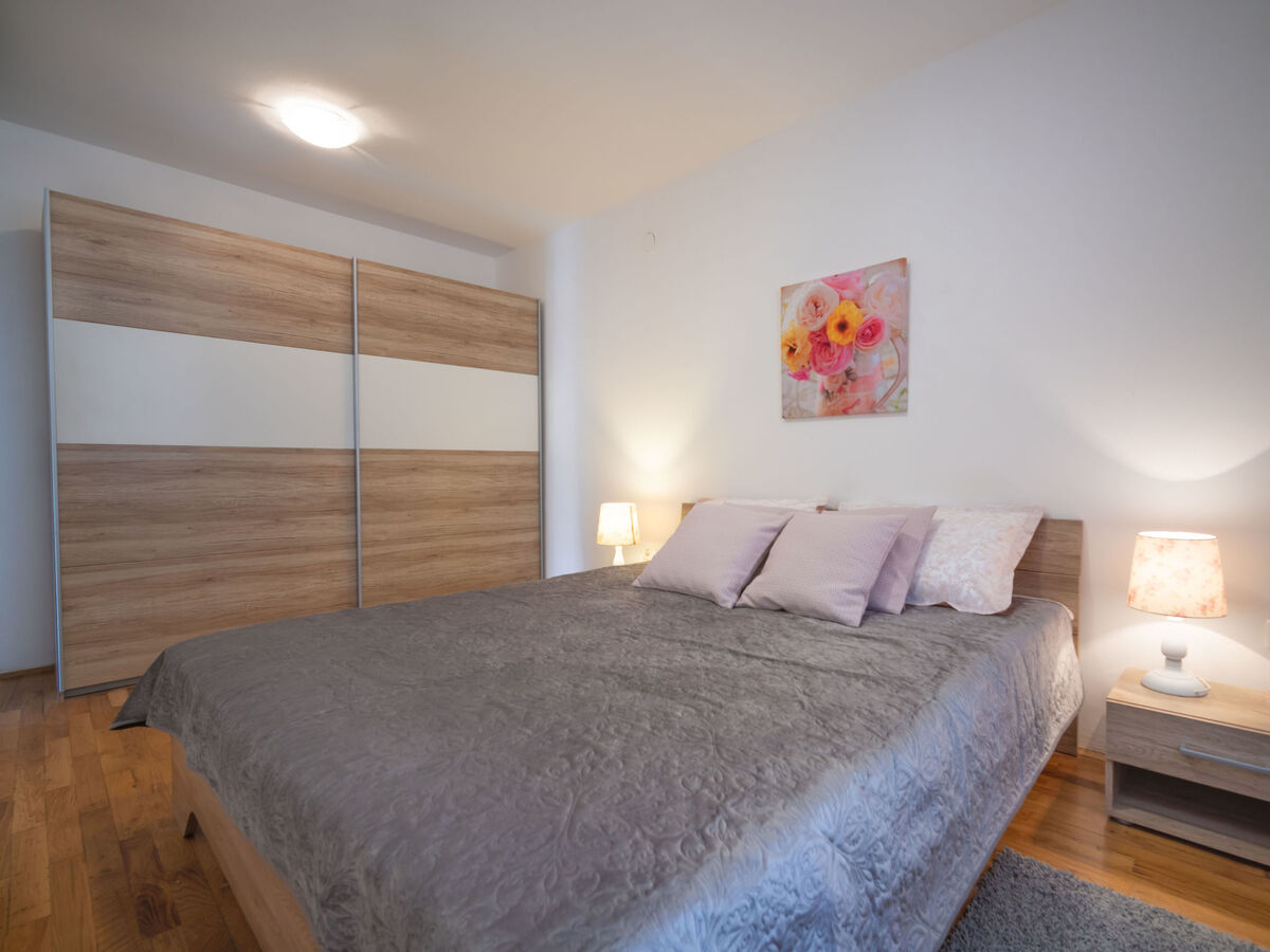 Maison Ivona : piscine privée et terrasse 9 km de la mer - Photo 24