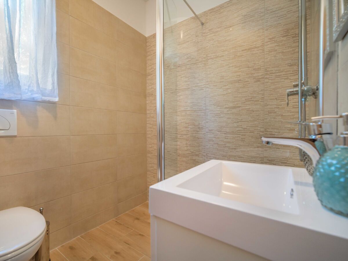 Maison Ivona : piscine privée et terrasse 9 km de la mer - Photo 29