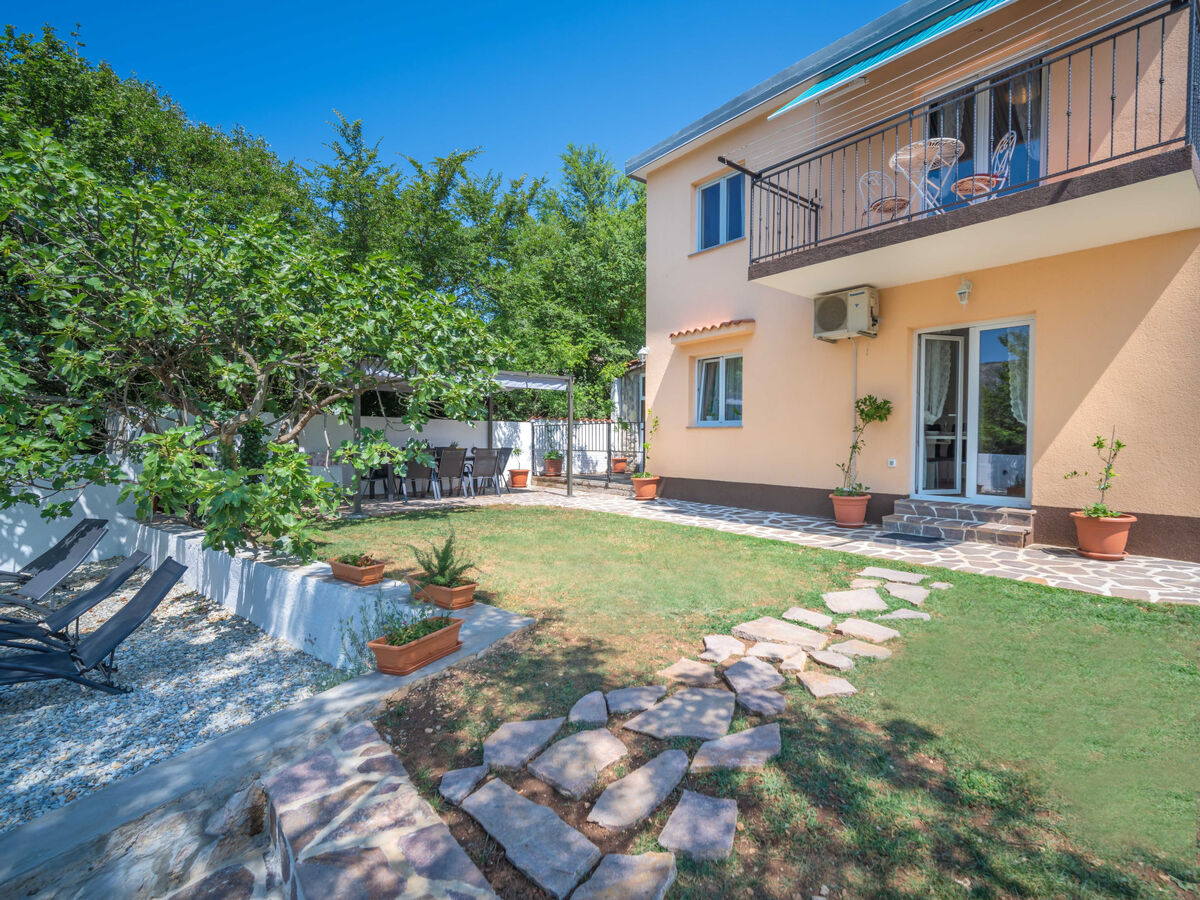 Maison Ivona : piscine privée et terrasse 9 km de la mer - Photo 32