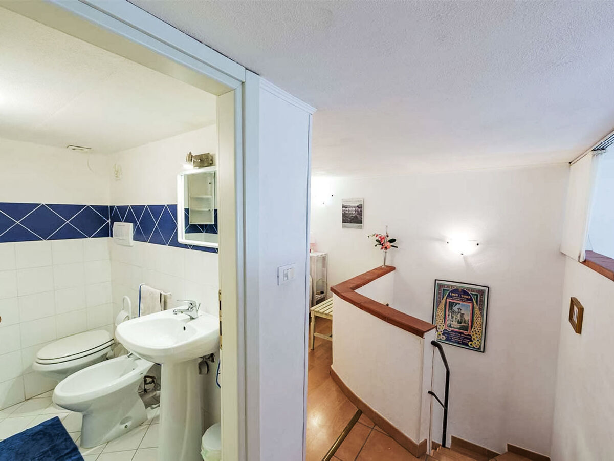 Villa Lamarmora – maison jumelée à Sanremo, vue mer - Photo 22