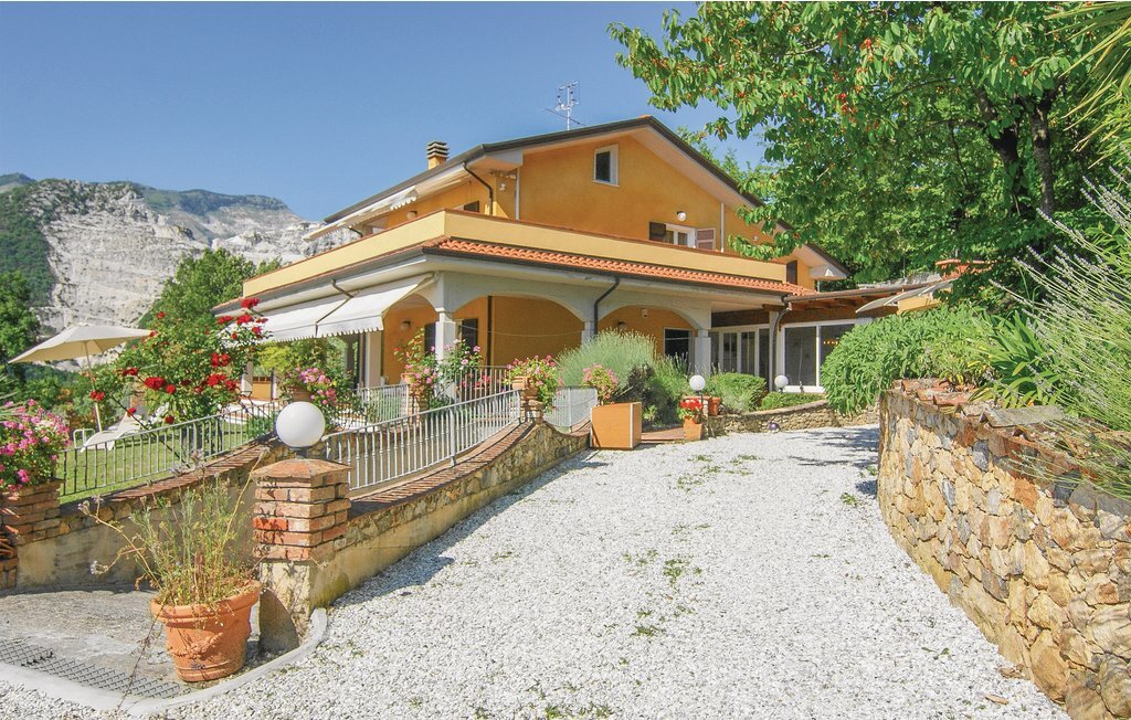 Maison 8 pers. avec piscine, jacuzzi et vue mer en Toscane - Photo 10