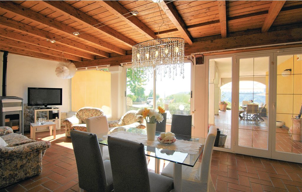 Maison 8 pers. avec piscine, jacuzzi et vue mer en Toscane - Photo 18