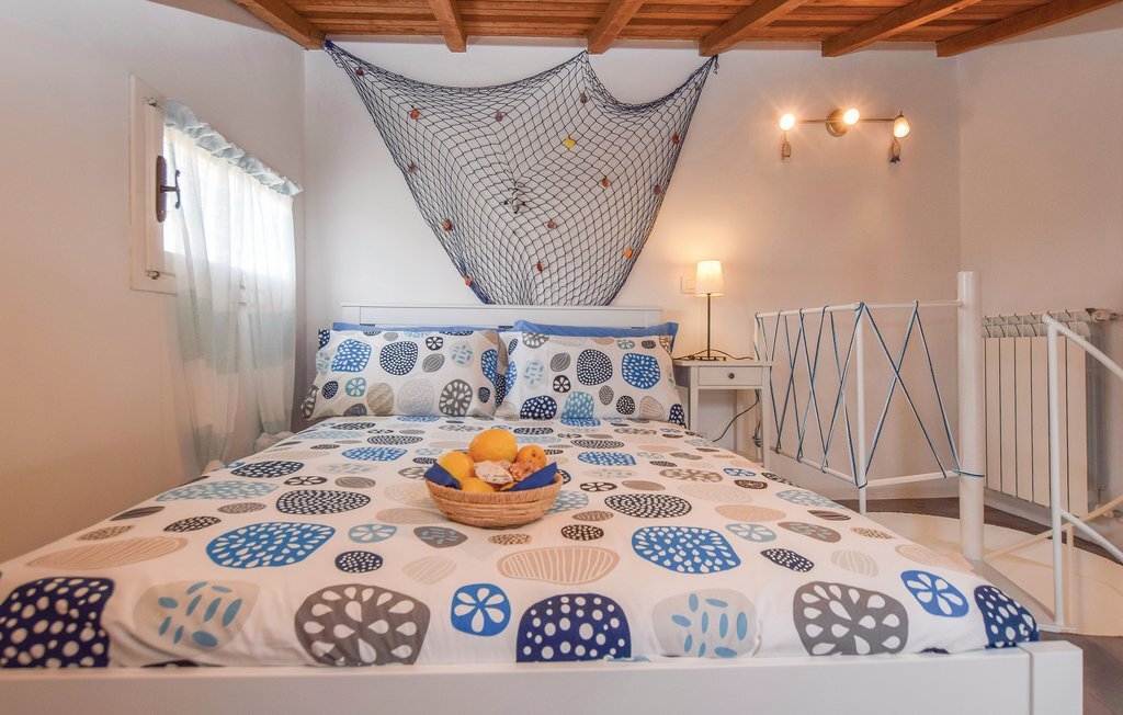 Maison en tour du 17e siècle à Poggi, 1,8 km des plages - Photo 3