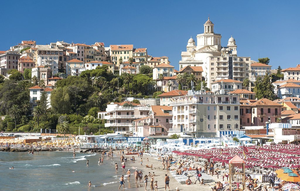 Maison en tour du 17e siècle à Poggi, 1,8 km des plages - Photo 18