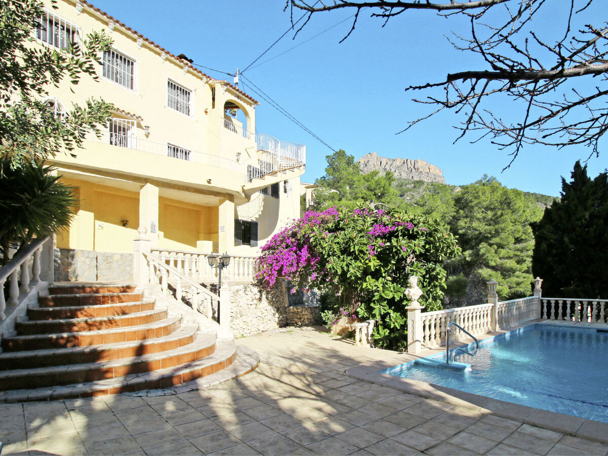 Maison Richelieu à Calpe – piscine privée, terrain 1 200 m² - Photo 2
