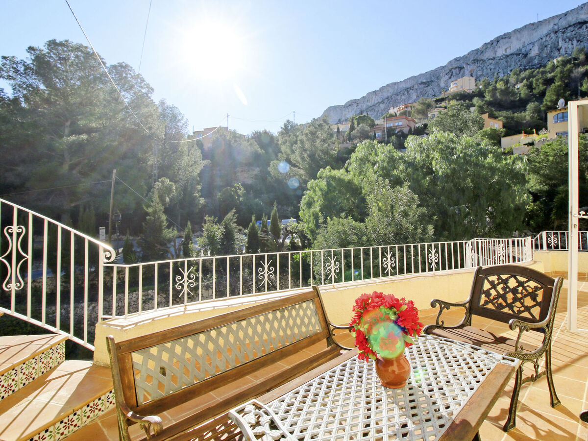 Maison Richelieu à Calpe – piscine privée, terrain 1 200 m² - Photo 5
