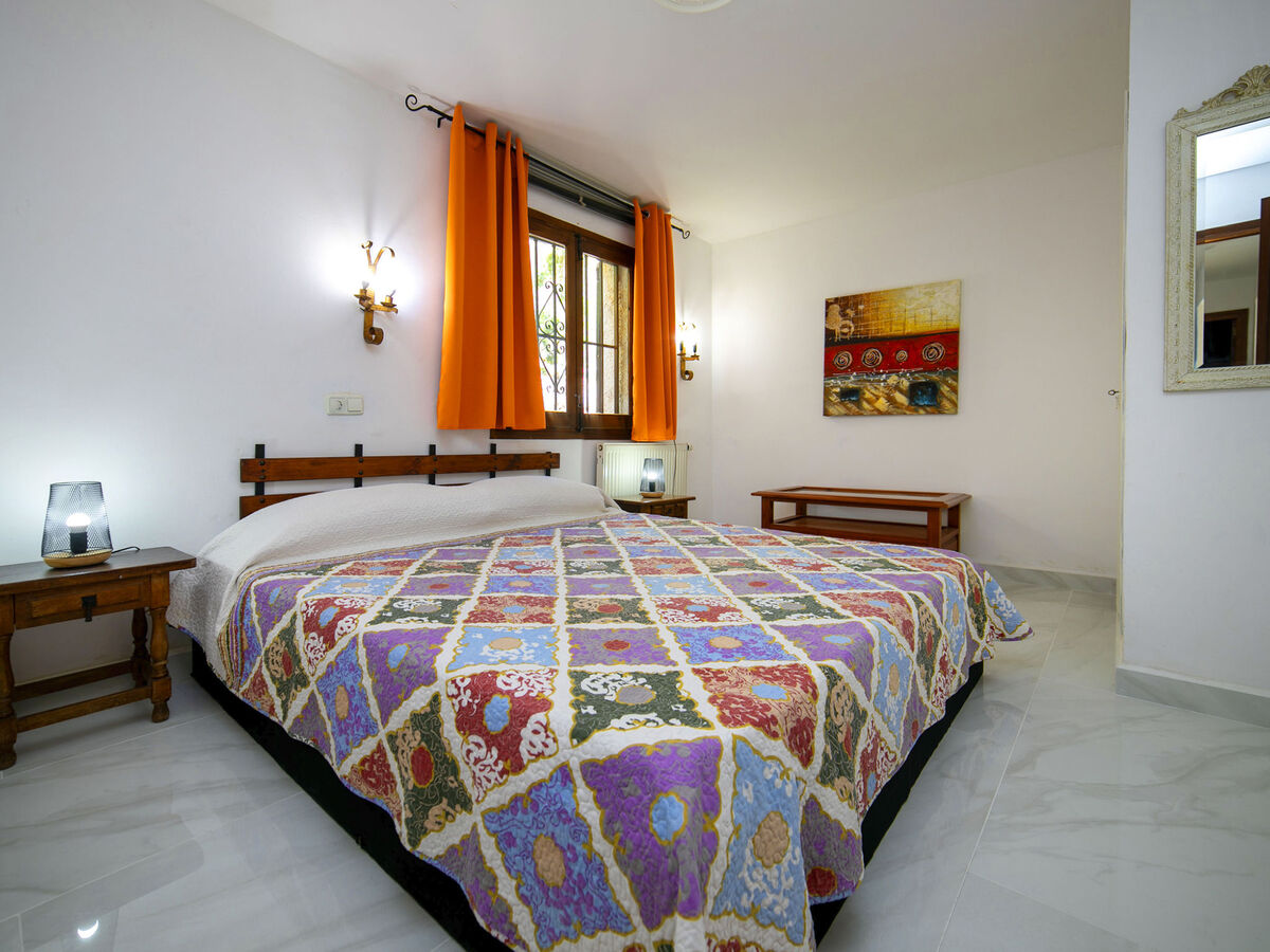 Maison Richelieu à Calpe – piscine privée, terrain 1 200 m² - Photo 12
