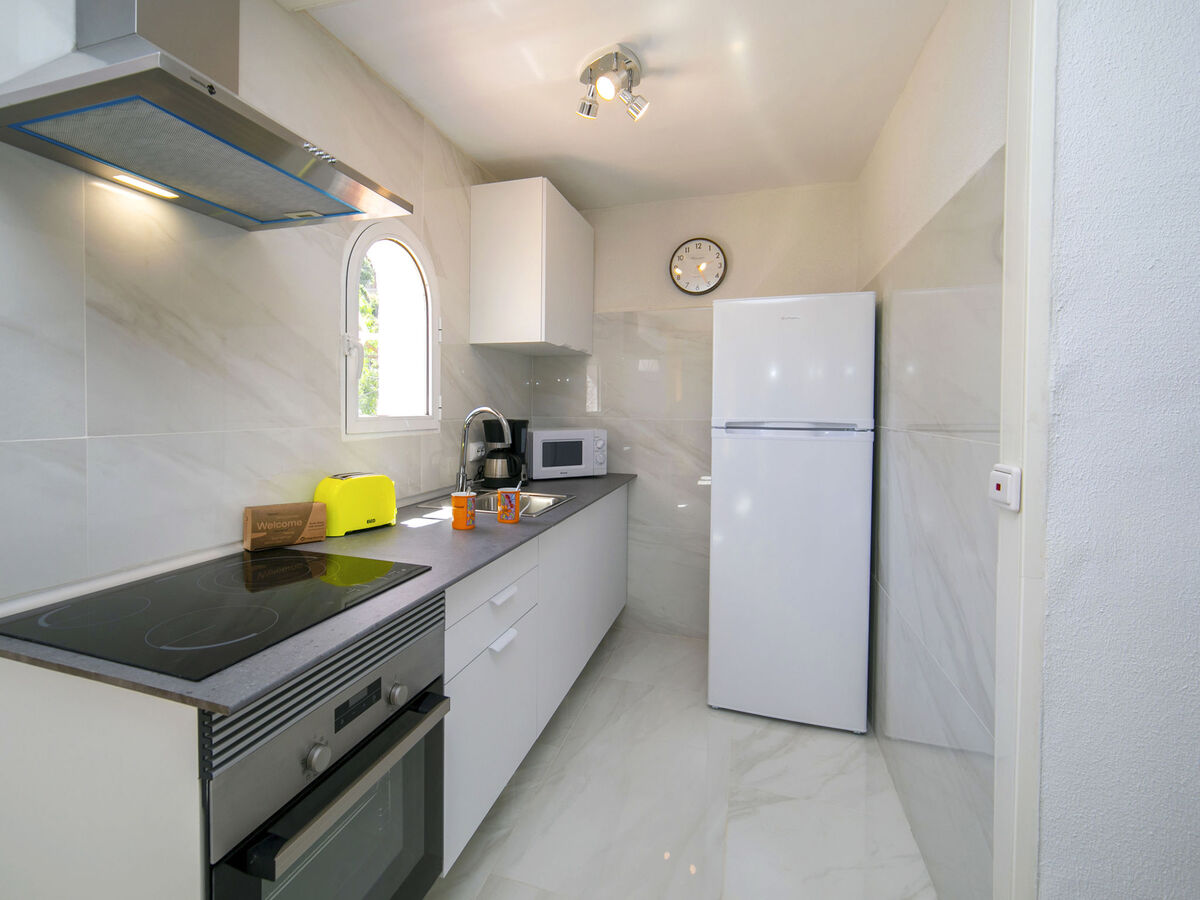 Maison Richelieu à Calpe – piscine privée, terrain 1 200 m² - Photo 15