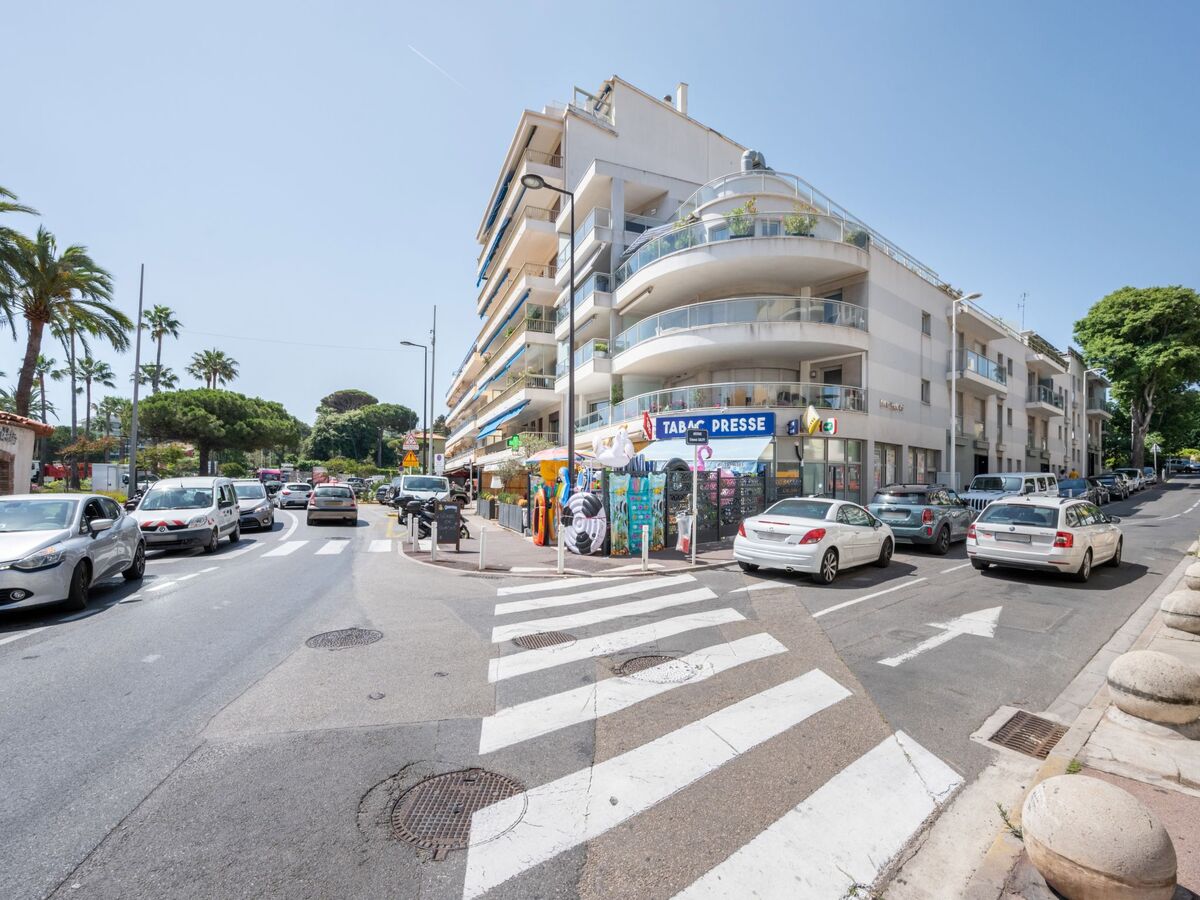 Appartement 2 pièces terrasse 45m² - Antibes centre - Photo 13