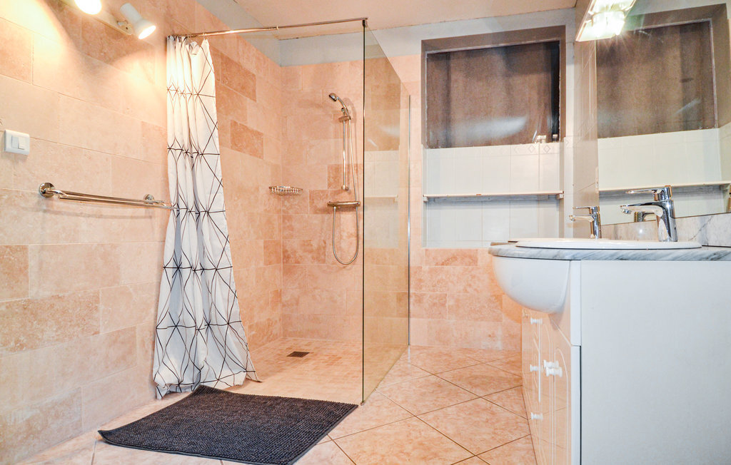 Maison 5 chambres avec piscine privée près d'Uzès - Photo 22