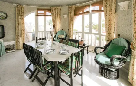 Maison 6 personnes à San Miguel de Salinas - Photo 4