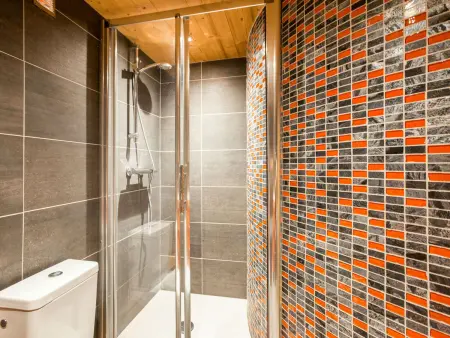 Grand Roc : Appartement 4 pièces rénové à 30 m des pistes : photo 15