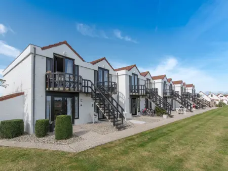 Location appartement à De Haan, Isabelle with parking and shared pool