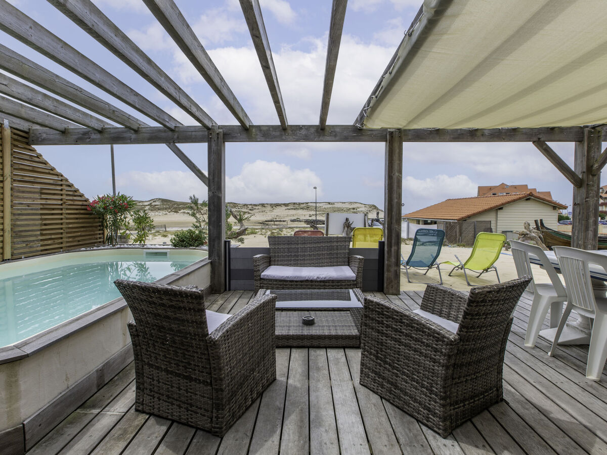 Les Baïnes – Maison jumelée avec piscine à 300 m de la mer - Photo 2