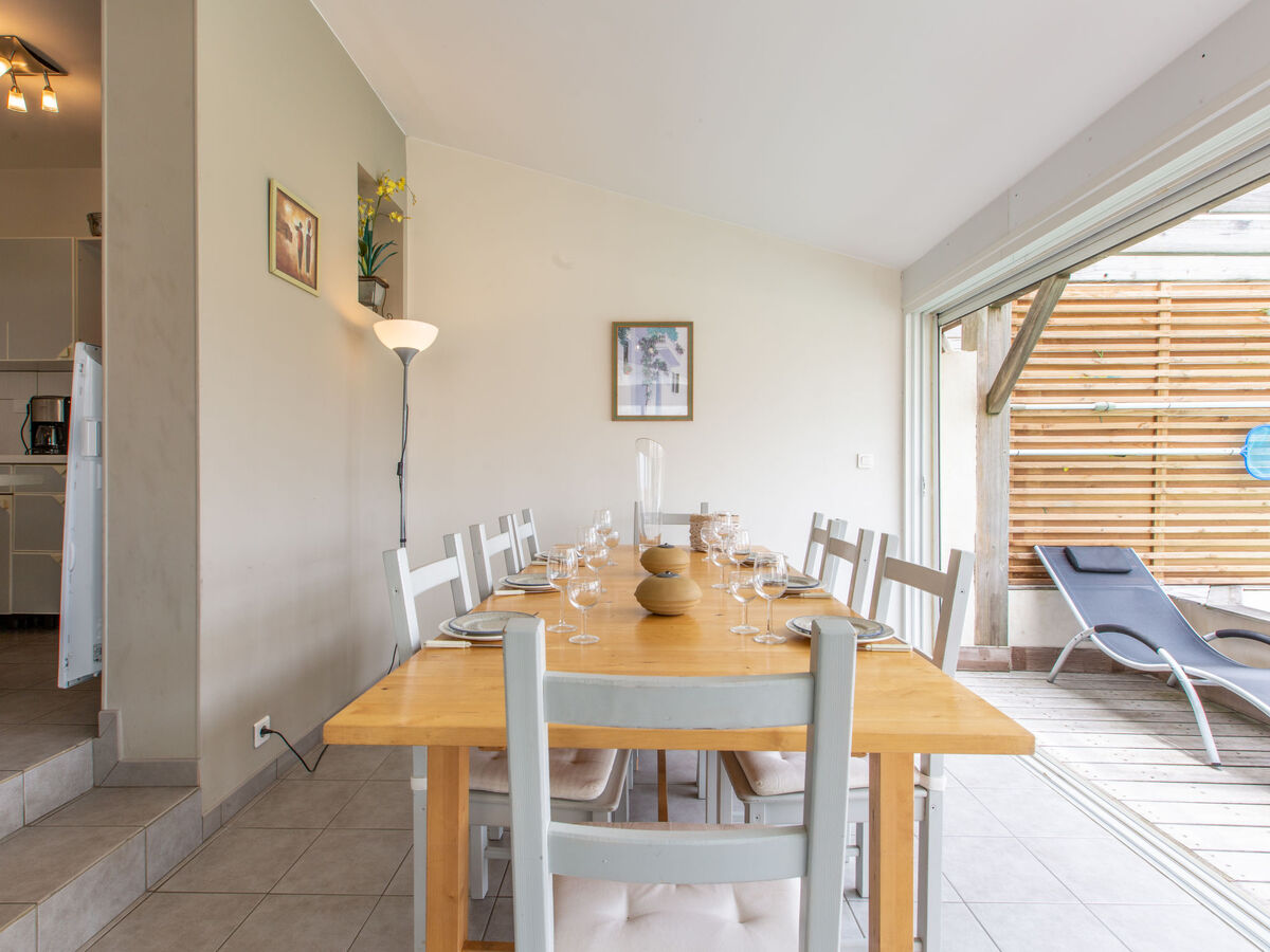 Les Baïnes – Maison jumelée avec piscine à 300 m de la mer - Photo 12
