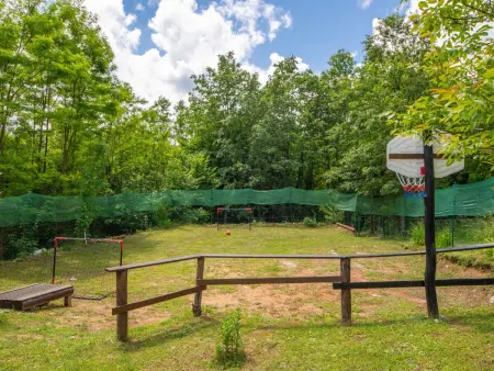 Maison Tina avec piscine privée à Ogulin : photo 4