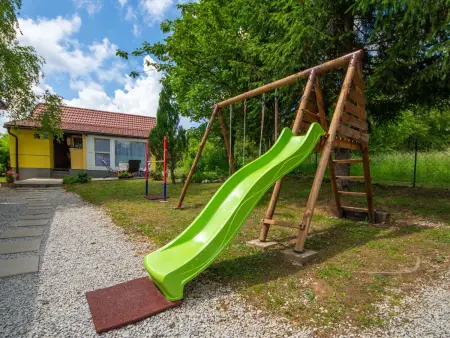 Maison Tina avec piscine privée à Ogulin : photo 24