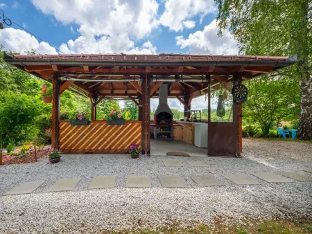 Maison Tina avec piscine privée à Ogulin : photo 32