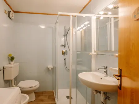 Cesa Lucilla – Appartement 55 m² vue montagne : photo 14
