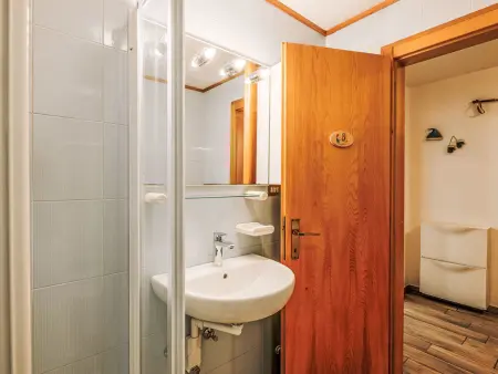 Cesa Lucilla – Appartement 55 m² vue montagne : photo 16
