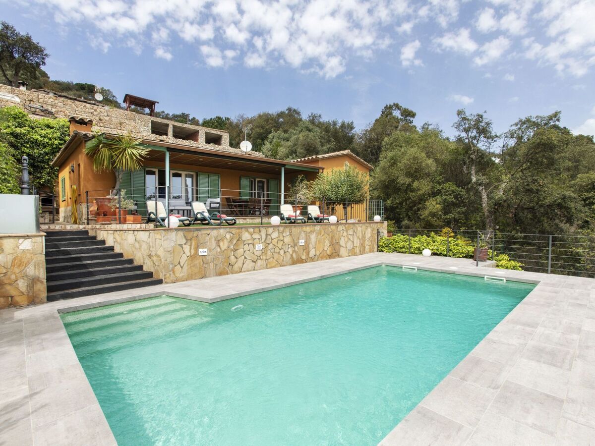 Maison Gloria à Calonge – piscine sel, jardin et vue montagne - Photo 1