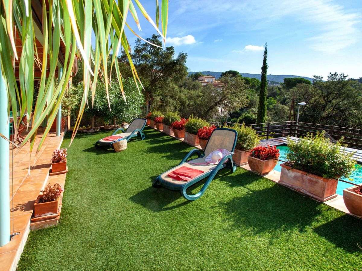 Maison Gloria à Calonge – piscine sel, jardin et vue montagne - Photo 4