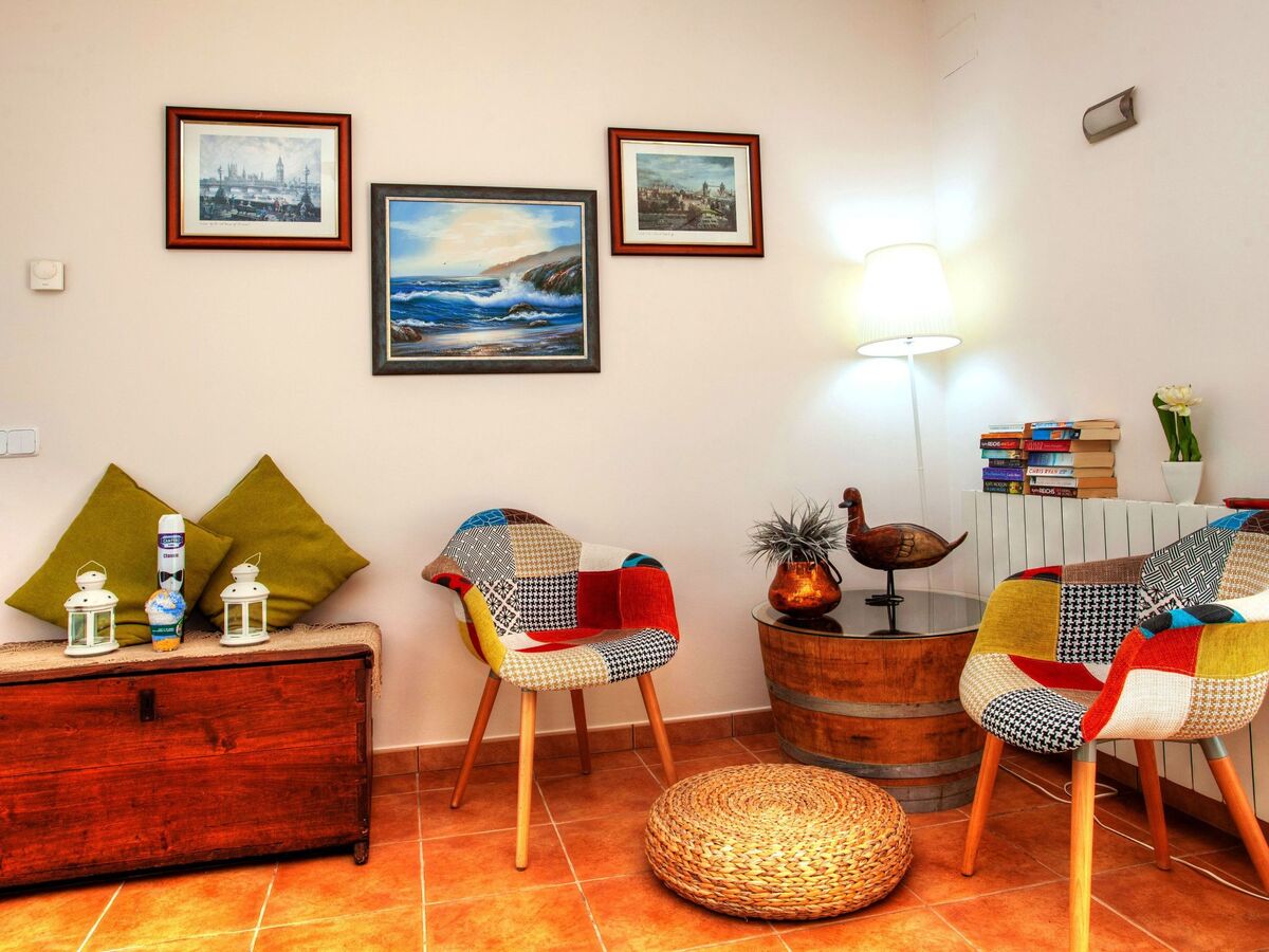 Maison Gloria à Calonge – piscine sel, jardin et vue montagne - Photo 7