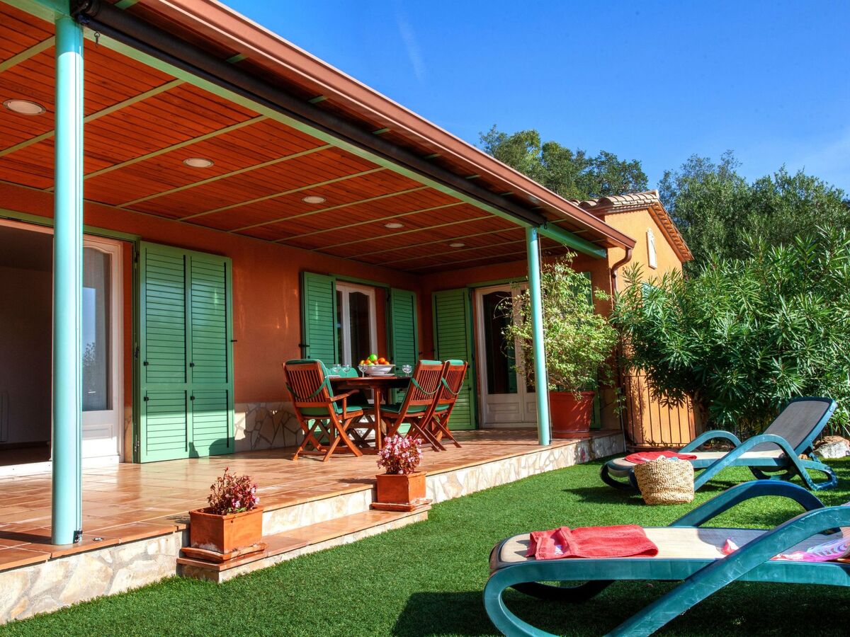 Maison Gloria à Calonge – piscine sel, jardin et vue montagne - Photo 23