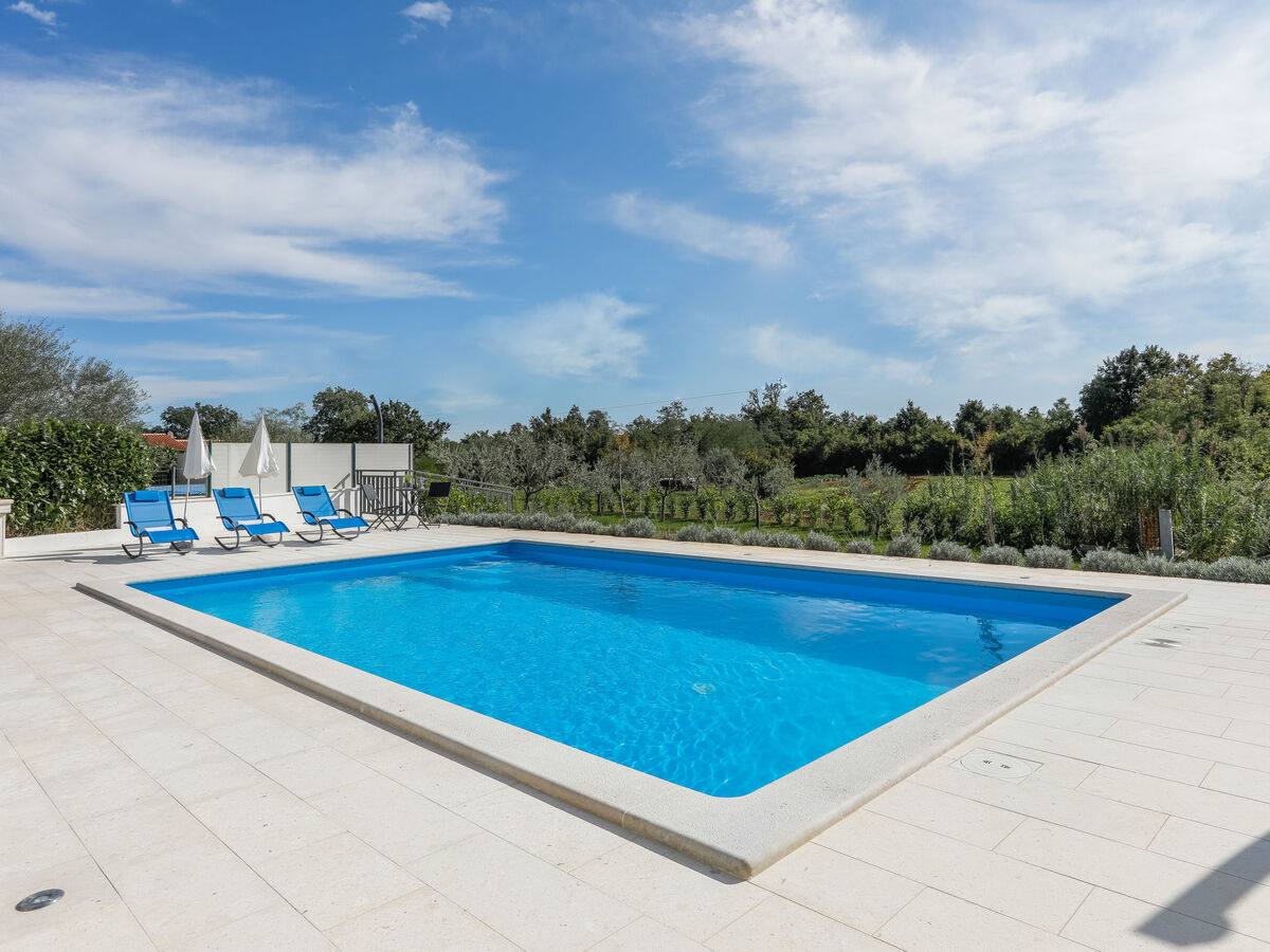Villa Tonka à Nova Vas : maison 5 chambres avec piscine privée - Photo 22