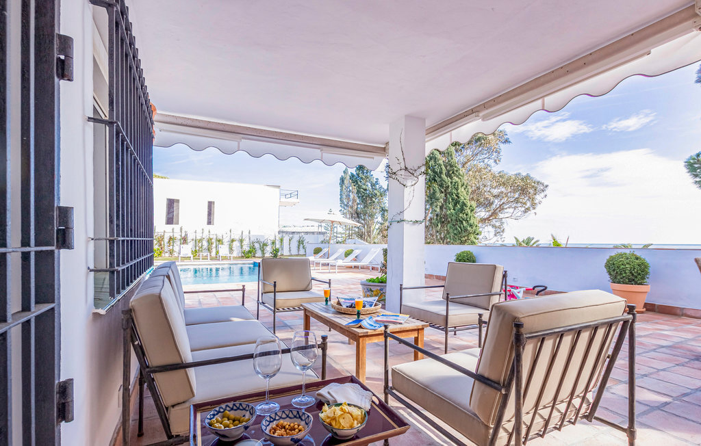 Villa 10 personnes à Cabopino, 50 m de la plage - Photo 8