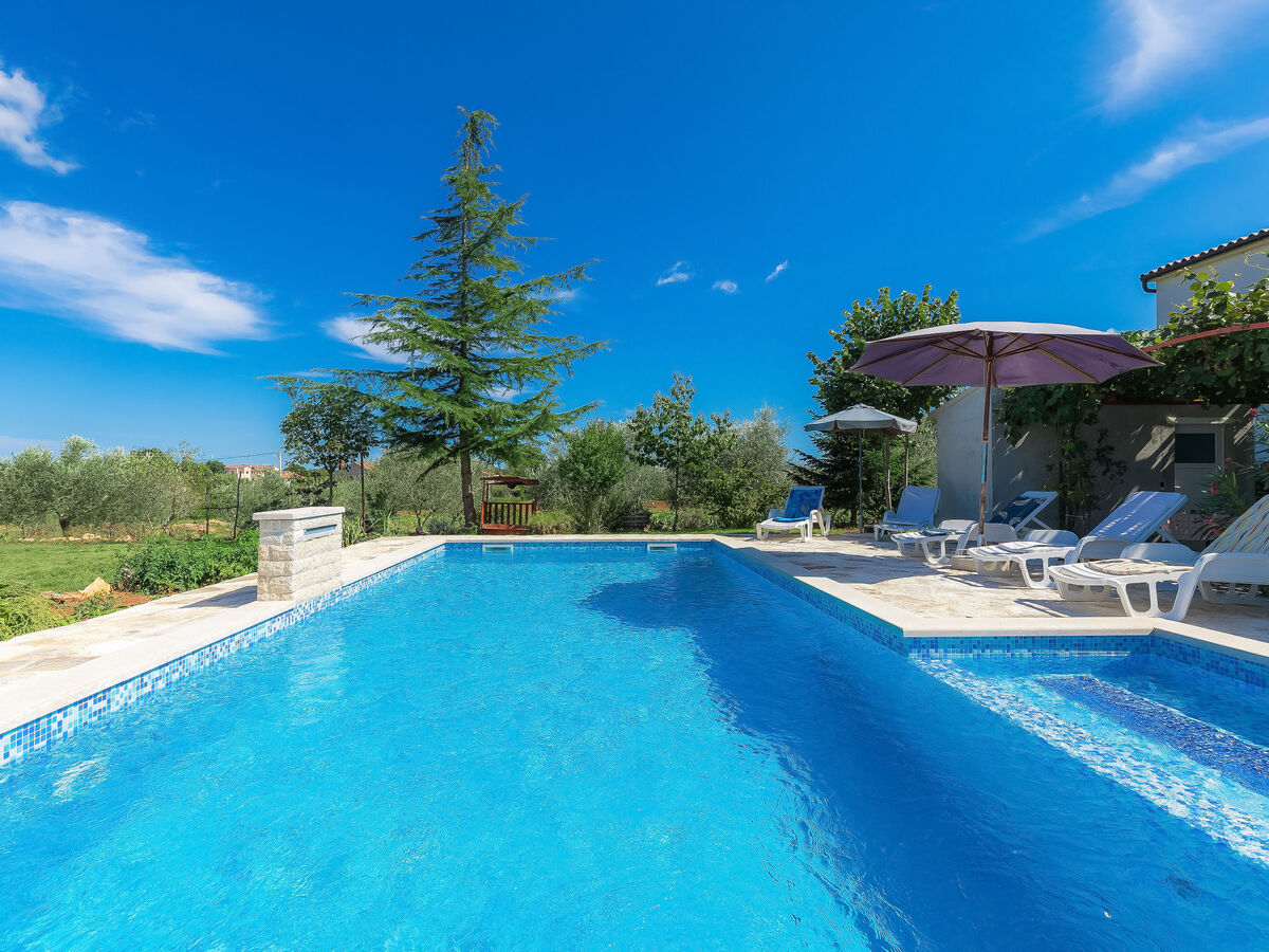 Maison Ana Lucija avec piscine privée à Pula - Photo 7