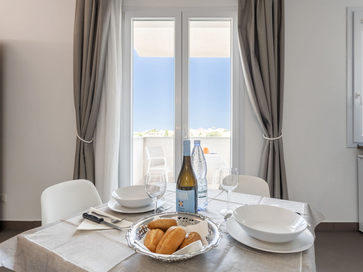 Appartement Marsala Superiore Riserva, 1 km de la mer - Photo 2