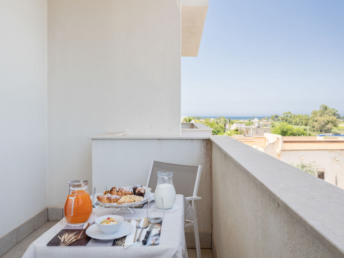 Appartement Marsala Superiore Riserva, 1 km de la mer - Photo 18