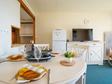 Apt 3 pièces 46 m² au 15e étage, vue montagne : photo 7