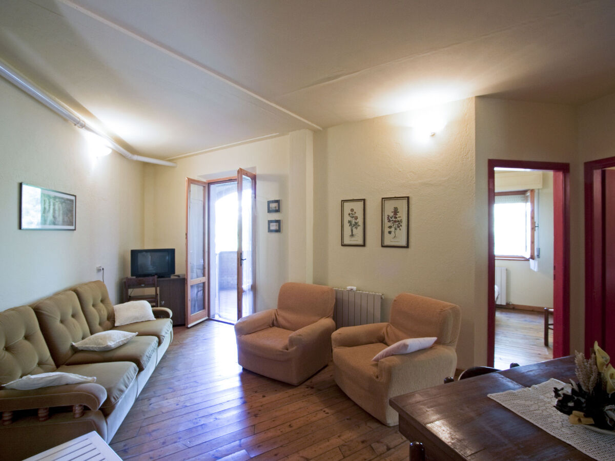Appartement Vacanza L'Olivo – Paciano, piscine et jardin - Photo 8