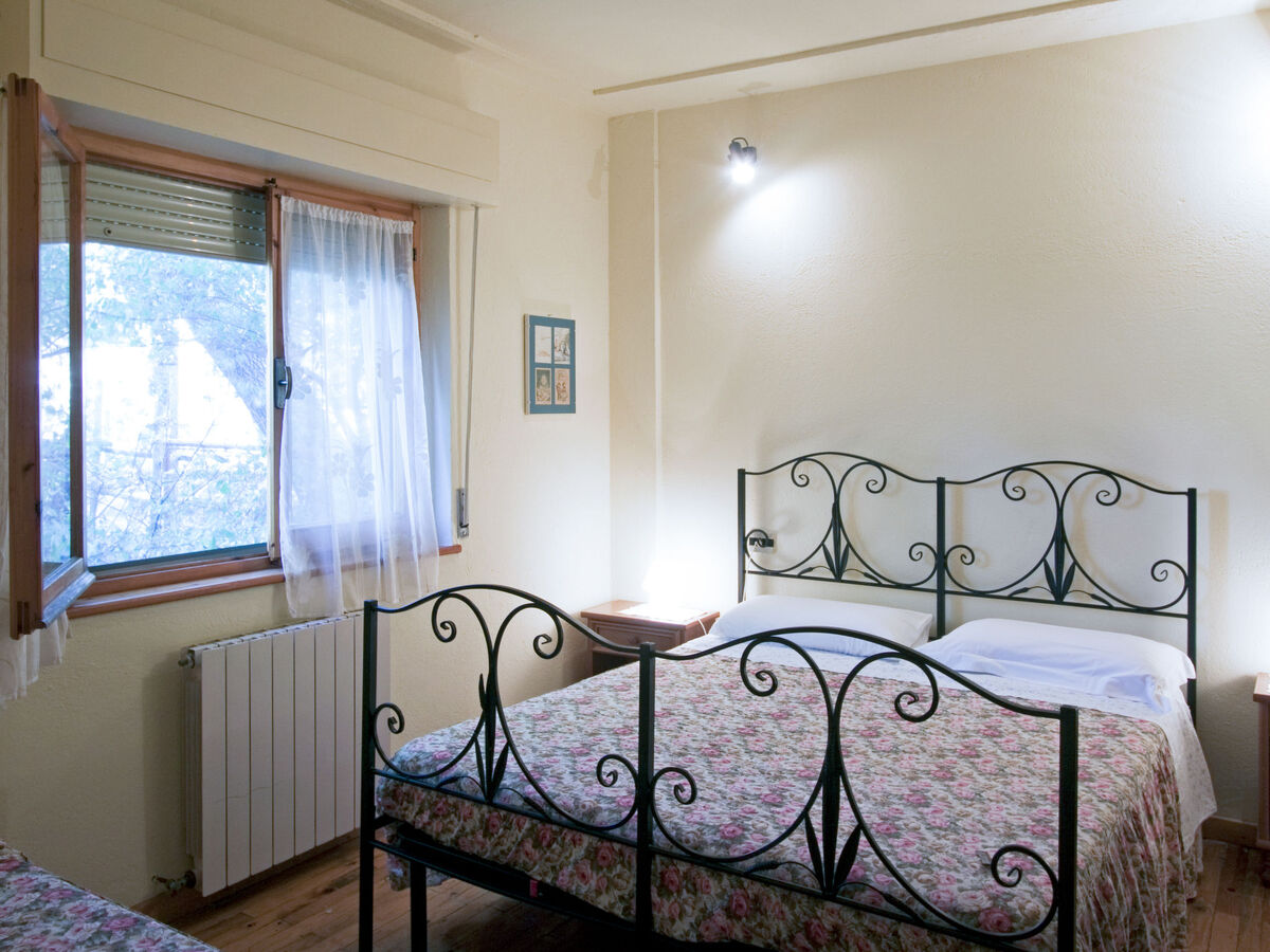 Appartement Vacanza L'Olivo – Paciano, piscine et jardin - Photo 15