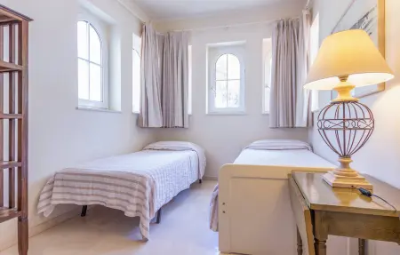 Maison 7 chambres avec piscine privée, 2 km des plages : photo 28
