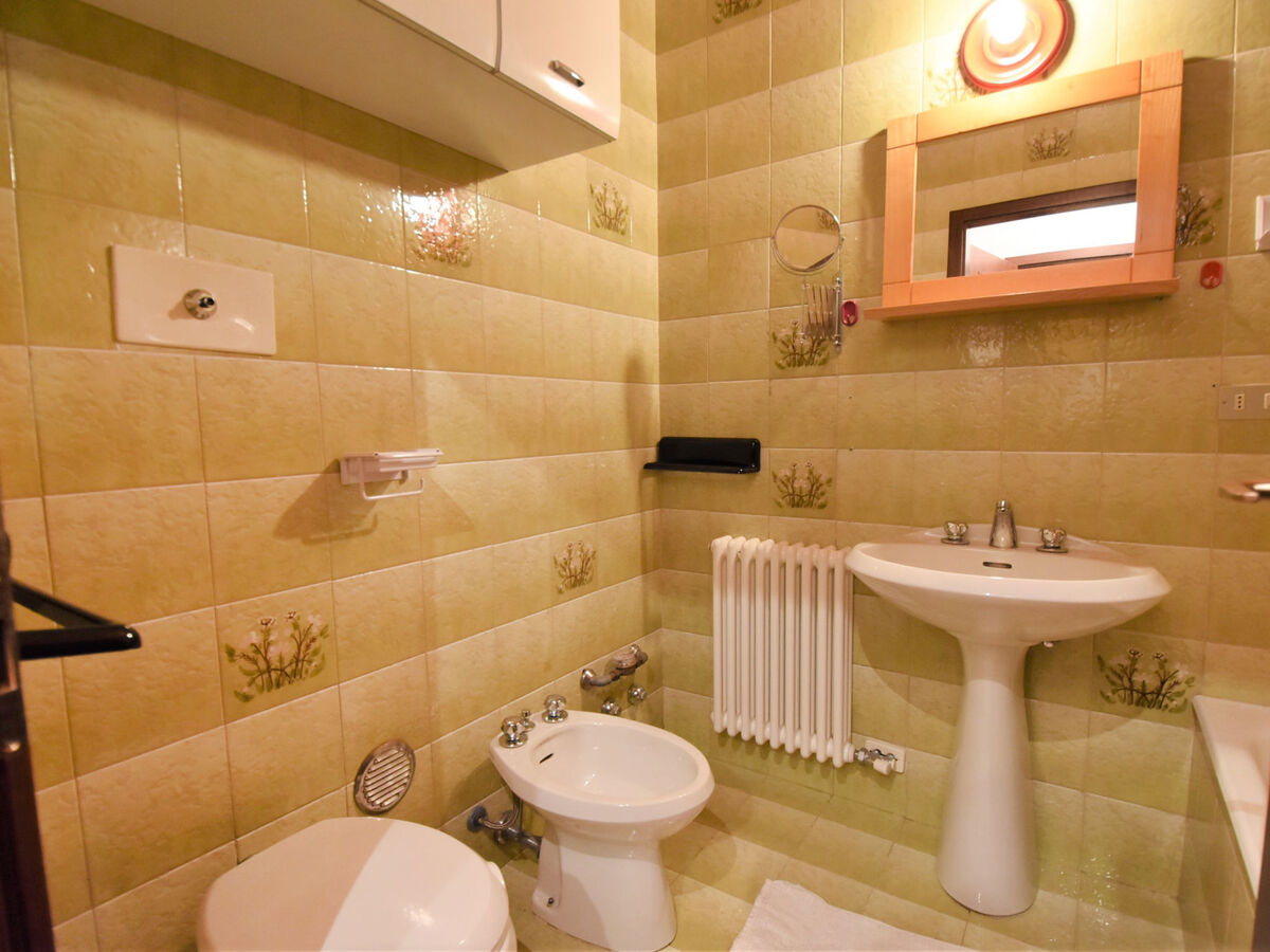 Appartement Frassan, vue Dolomiti di Brenta, ski à 300 m - Photo 10