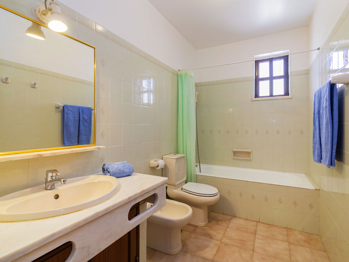 Villa Flor de Maio - 8 personnes, piscine privée à Galé - Photo 15