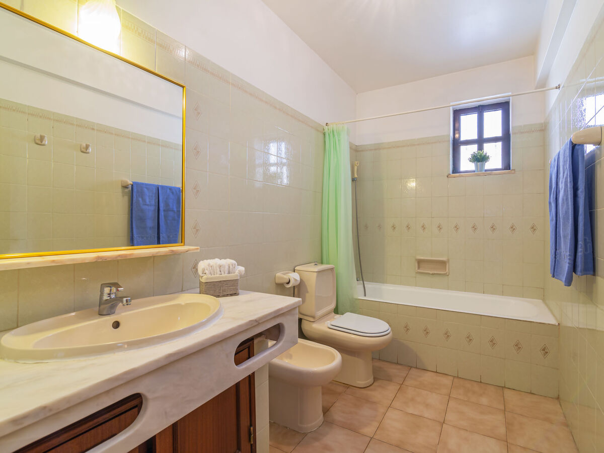 Villa Flor de Maio - 8 personnes, piscine privée à Galé - Photo 18