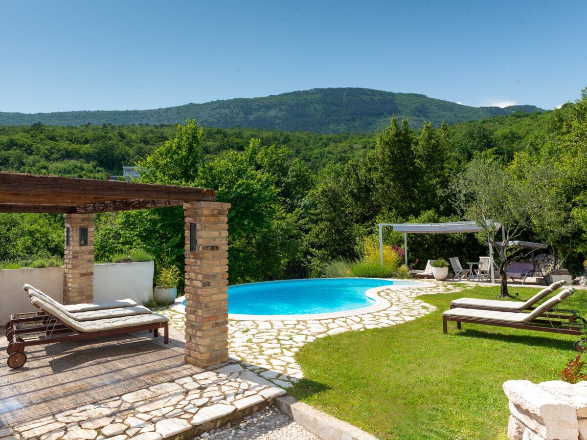 Luna, maison 8 pers. avec piscine privée à Brseč - Photo 11