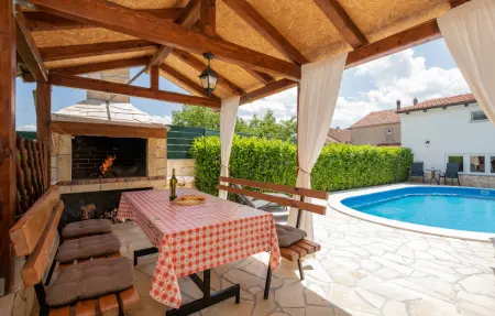 Location maison à Imotski