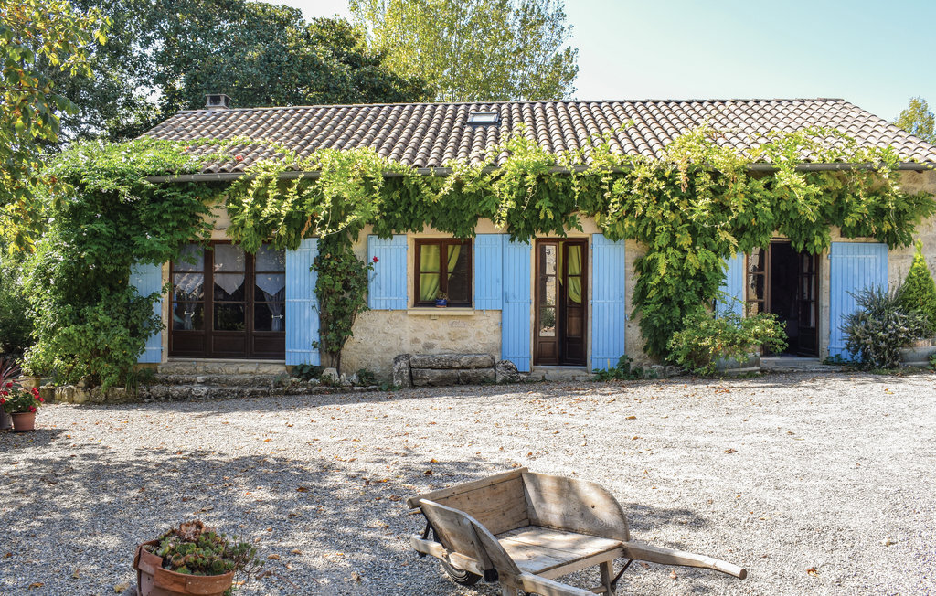 Maison jumelée en pierre avec piscine partagée - Photo 2