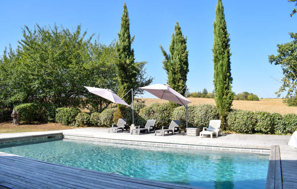 Maison jumelée en pierre avec piscine partagée - Photo 9
