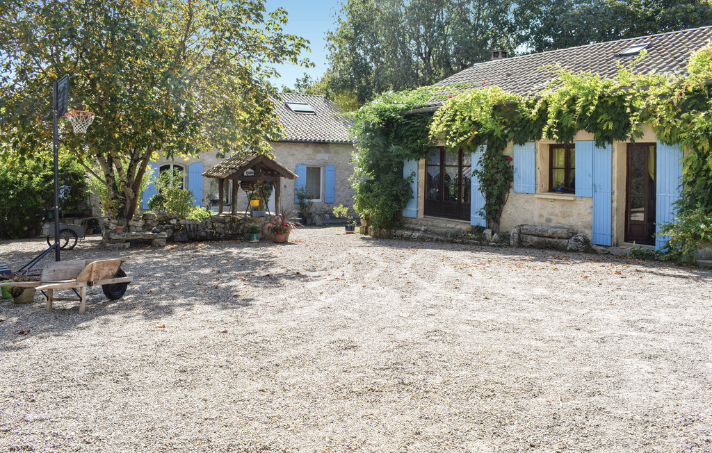 Maison jumelée en pierre avec piscine partagée - Photo 10