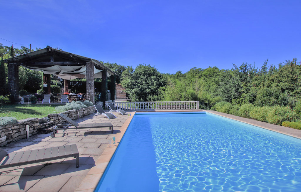 Maison en bois avec piscine privée à Saignon - Photo 1