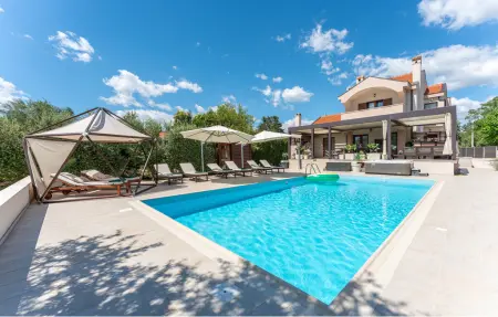 Maison 8 personnes à Donji Zemunik - Photo 10