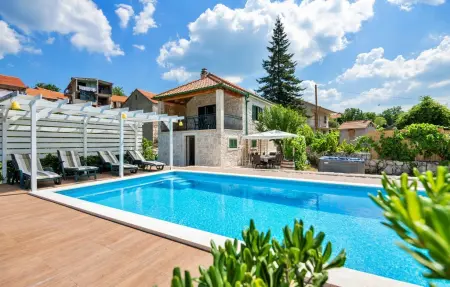 Location maison à Zagvozd