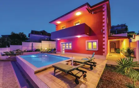 Location maison à Okrug Gornji