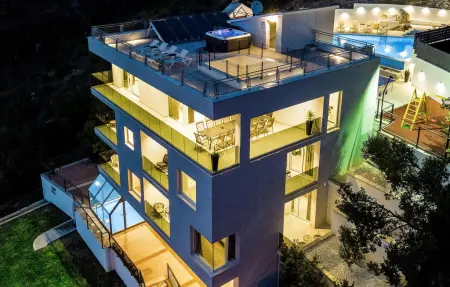 Location maison de vacances à Zrnovnica